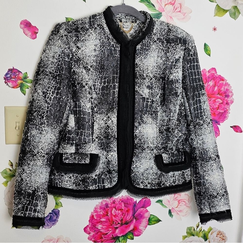 Cache Blazer Jacket Size 10 Gray Abstract Crocodi… - image 2